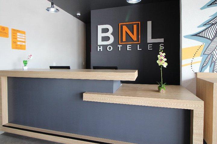 BNL Hoteles Querétaro Exterior foto